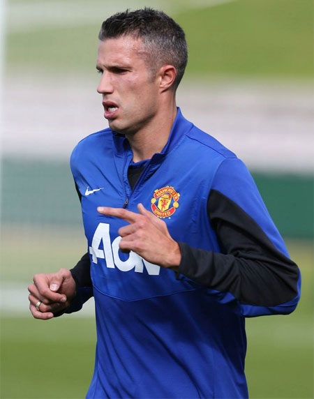 Sự trở lại của Van Persie là tín hiệu đáng mừng cho hàng công MU