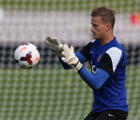 Tương lai của Lindergaard đang bị đặt dấu hỏi lớn khi anh đang muốn được thi đấu nhiều hơn