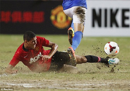 Khả năng phản công của Kichee trong hiệp đầu là rất yếu