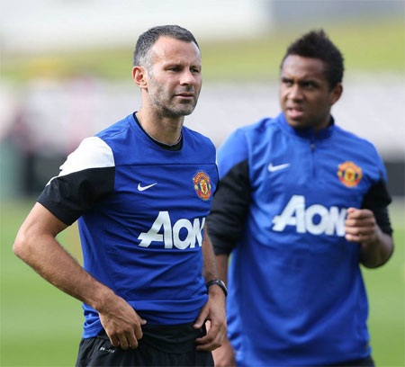 Giggs và Anderson trong buổi tập