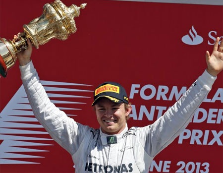 Nico Rosberg chiến thắng trên đường đua Silverstone - 1 Rosberg đã có chiến thắng thứ 2 mùa giải năm nay