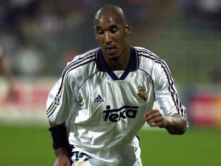 Năm 1999, anh nhận giải thưởng Cầu thủ trẻ xuất sắc nhất năm