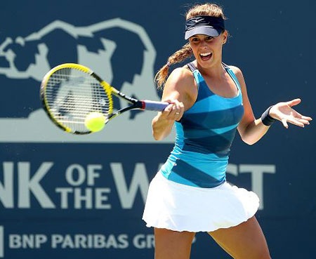 Michelle Larcher de Brito - Hạng 103