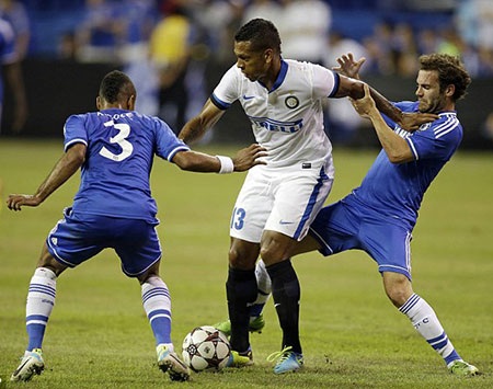 Hơn người Chelsea cũng không cần dồn ép đối thủ