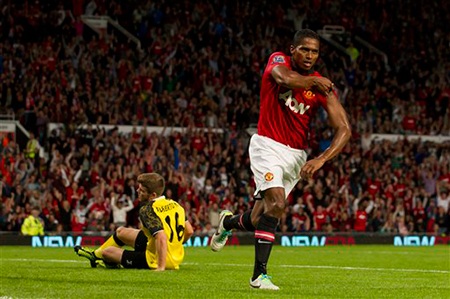 Phút 64, Valencia giúp MU rút ngắn tỷ số xuống còn 1-2