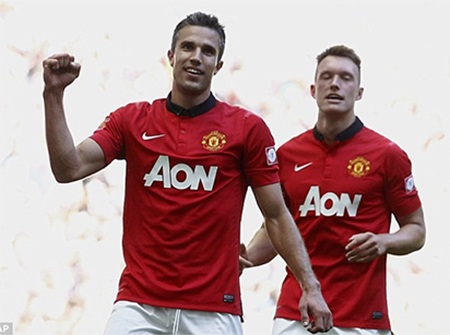 Van Persie tỏa sáng, MU giành Community Shield - 1 Sự tỏa sáng của Van Persie đã giúp MU đăng quang