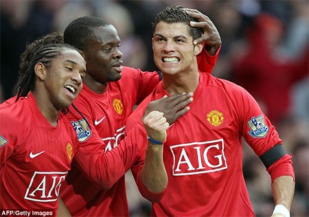 10 năm: C.Ronaldo leo lên đỉnh thế giới từ kẻ vô danh - 10 MU gục ngã ngay tại bán kết Champions League mùa 2006/07