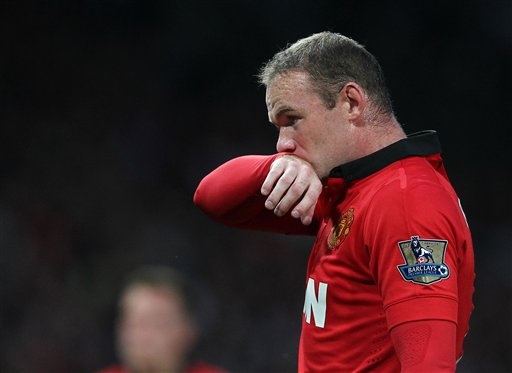 Rooney bắt đầu vướng vào rắc rối của việc đi hay ở từ tháng 3 năm nay