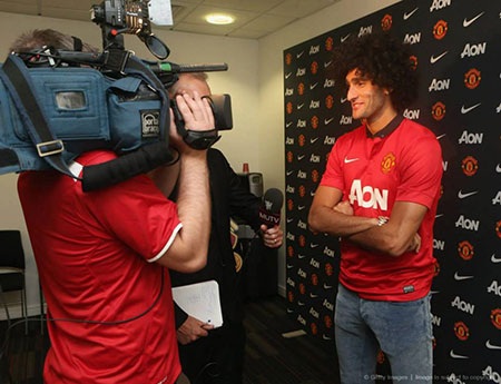 Fellaini mang áo số 31 tại Man Utd - 8 Tiền vệ người Bỉ trả lời phỏng vấn...