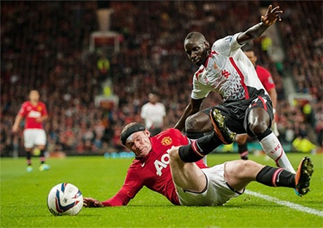 MU đánh bật Liverpool khỏi Capital One Cup - 3 Rooney vẫn chơi nhiệt tình nhưng MU thì tiếp tục vô hồn