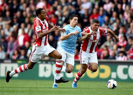 Stoke để thể hiện một lối chơi phòng thủ phản công rất hợp lý