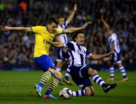 West Brom - Arsenal: Bay tiếp hay trở lại mặt đất? - 2 Arsenal đang bay cao nhưng ổn định được bao lâu vẫn còn là dấu hỏi