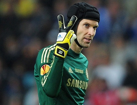 11 ngôi sao “ngồi nhà” xem World Cup 2014