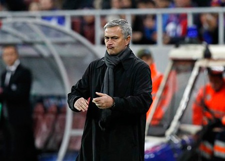 Phút giây bên đường biên đầy khó hiểu của vị thuyền trưởng người BĐN