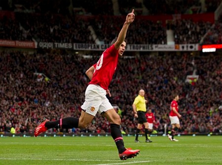 Van Persie đã giúp MU cân bằng tỷ số ở phút 42