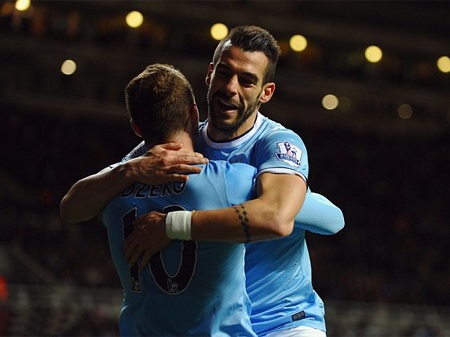 Man City hạ gục Newcastle trong hiệp phụ - 1 Dzeko thành người hùng của Man City với 1 pha kiến tạo và 1 bàn thắng