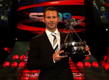 Ryan Giggs bước sang tuổi 40: Miệt mài chặng đường dài - 28 Ryan Giggs bước sang tuổi 40: Miệt mài chặng đường dài