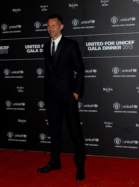 Giggs với thói quen thường xuyên một mình đi đến các sự kiện