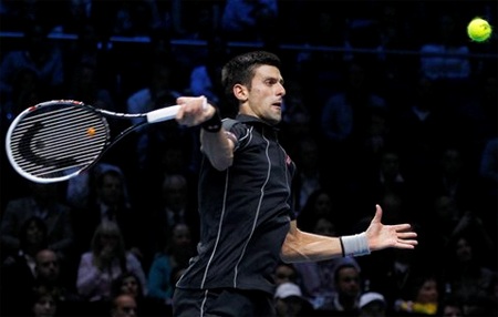 Nadal cay đắng nhìn Djokovic giành ngôi vô địch - 3 Djokovic thi đấu khá ổn định, anh mắc rất ít lỗi