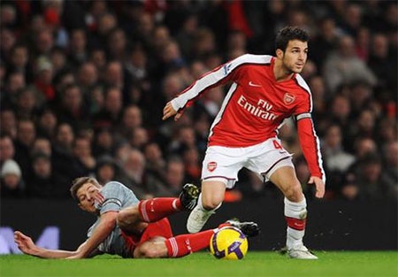 Aaron Ramsey: “Viên ngọc sáng” của Arsenal - 1 Fabregas nổi danh thế giới từ vườn ươm Arsenal