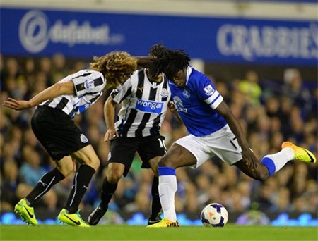 Dấu ấn đầu tiên của tiền đạo người Bỉ có được cùng Kẹo bơ vô cùng ngọt ngào