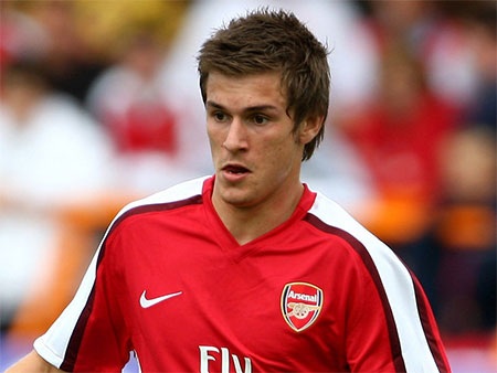 Aaron Ramsey: “Viên ngọc sáng” của Arsenal - 2 Wenger dám chi 5 triệu bảng để mua Ramsey khi anh 17