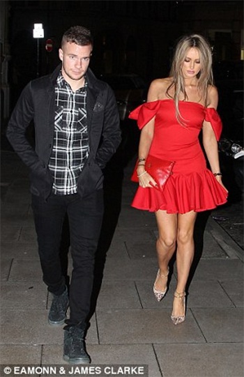 Tiền vệ Tom Cleverley và bạn gái Georgina Dorsett