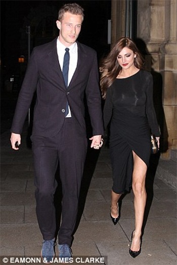 Thủ thành Anders Lindegaard và bạn gái Misse Beqiri