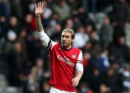 Bendtner tỏa sáng giúp Arsenal hạ Cardiff City - 1 Bendtner trở thành người hùng của MU