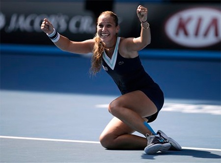 Li Na tranh cúp vô địch với “hiện tượng” Cibulkova - 3 Niềm vui sướng của Cibulkova sau khi giành chiến thắng