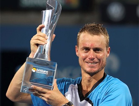 Hạ Federer, Hewitt gây sốc với ngôi vô địch Brisbane - 1 Hewitt có danh hiệu đầu tiên sau hơn 3 năm