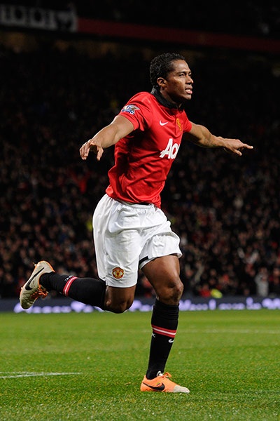 Ngay đầu hiệp 2, Valencia đã giúp đội chủ nhà khai thông bế tắc