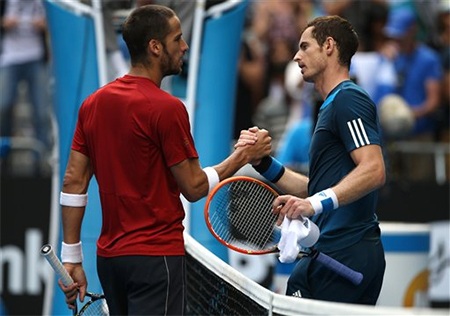 Federer lần thứ 13 liên tiếp góp mặt vòng 4 - 3 Murray và Lopez (trái)