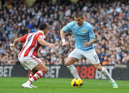 Man City đã rất bế tắc trước Stoke City