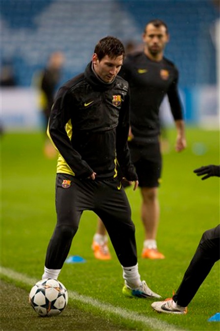 Không khí buổi tập của Barcelona diễn ra khá vui vẻ