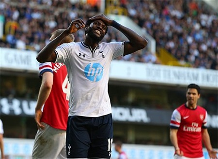 Arsenal hạ Tottenham bằng tuyệt phẩm của Rosicky - 2 Adebayor tiếc nuối trước một cơ hội dứt điểm không thành công