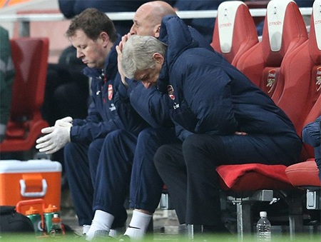 Arsenal rơi chiến thắng vào phút chót trước Swansea - 1 Sự thất vọng của Wenger trước màn trình diên của các học trò