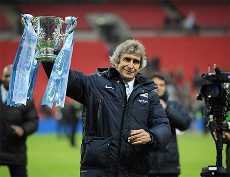 Derby Manchester: “Trận cầu sinh tử” của Pellegrini - 1 Pellegrini vô địch League Cup cùng Man City mùa 2013/14