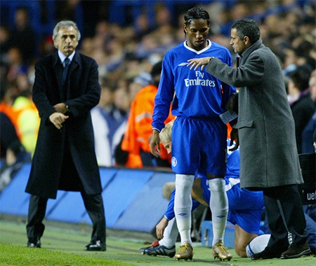 Những năm tháng kề vai sát cánh giữa Drogba và Mourinho