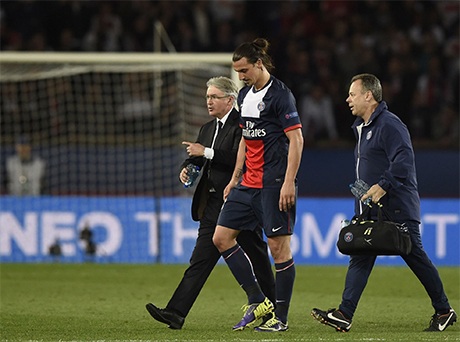 Ibrahimovic đã rời sân khi trận đấu chưa kết thúc