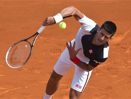 Djokovic “ra oai” ngay ở trận mở màn - 1 Chiến thắng chóng vánh của Djokovic trước Montanes