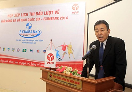 Trưởng giải Tanaka Koji: “Cầu thủ bán độ sẽ nhận án phạt thích đáng” - 1 Trưởng giải Tanaka Koji khẳng định sẽ không nương tay cho cầu thủ bán độ, ảnh: Minh Phương