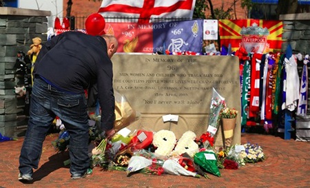 Rất nhiều hòa được đặt mỗi dịp tháng 4 về để tưởng nhớ những người đã nằm xuống