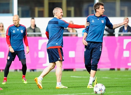 MU - Bayern Munich: Vẹn nguyên những kỉ niệm - 3 Bayern Munich thảnh thơi trước trận đấu lớn