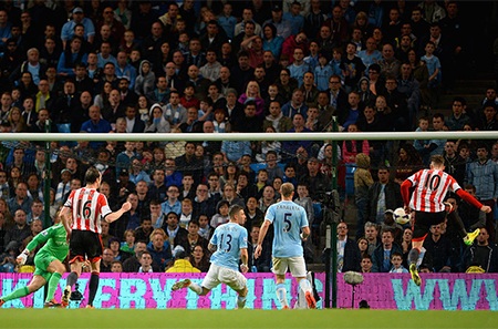 Phút 71, Wickham kết thúc dễ dàng sau đường tạt bóng của đồng đội để cân bằng tỉ số