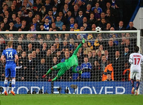 “Kép phụ” giúp Chelsea hạ PSG giành vé vào bán kết - 2 Xà ngang hai lần từ chối bàn thắng của Chelsea