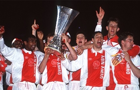 Thành công đến nhanh chóng với chiếc cúp UEFA Cup mùa giải 1991/92