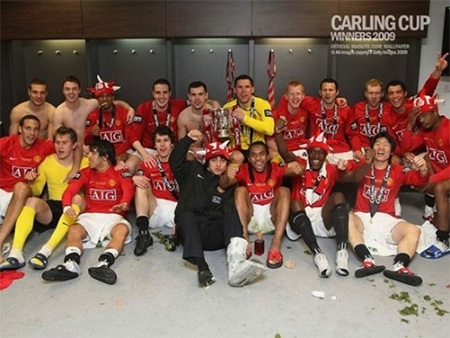 Mùa giải 2008/09, Vidic có chiếc cúp Liên đoàn thứ 2 cùng MU...