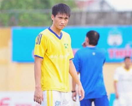 Tiền đạo Lê Công Vinh