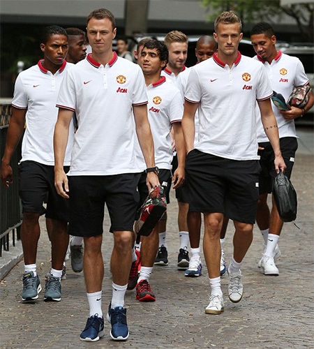 Ngay sau đặt chân tới Mỹ các cầu thủ MU đã bắt tay ngay vào tập luyện